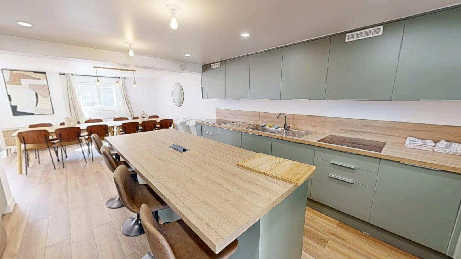 
                                                Colocation
                                                 Coliving meublé neuf Kremlin Bicêtre  Metro 14