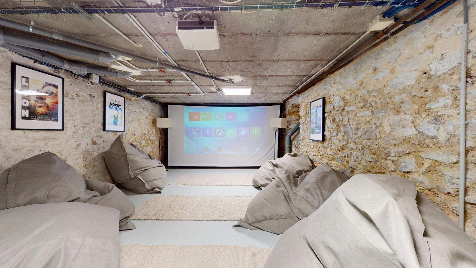 
                                                Colocation
                                                 Coliving Neuf , Melun , 1 min gare, 25 min Paris