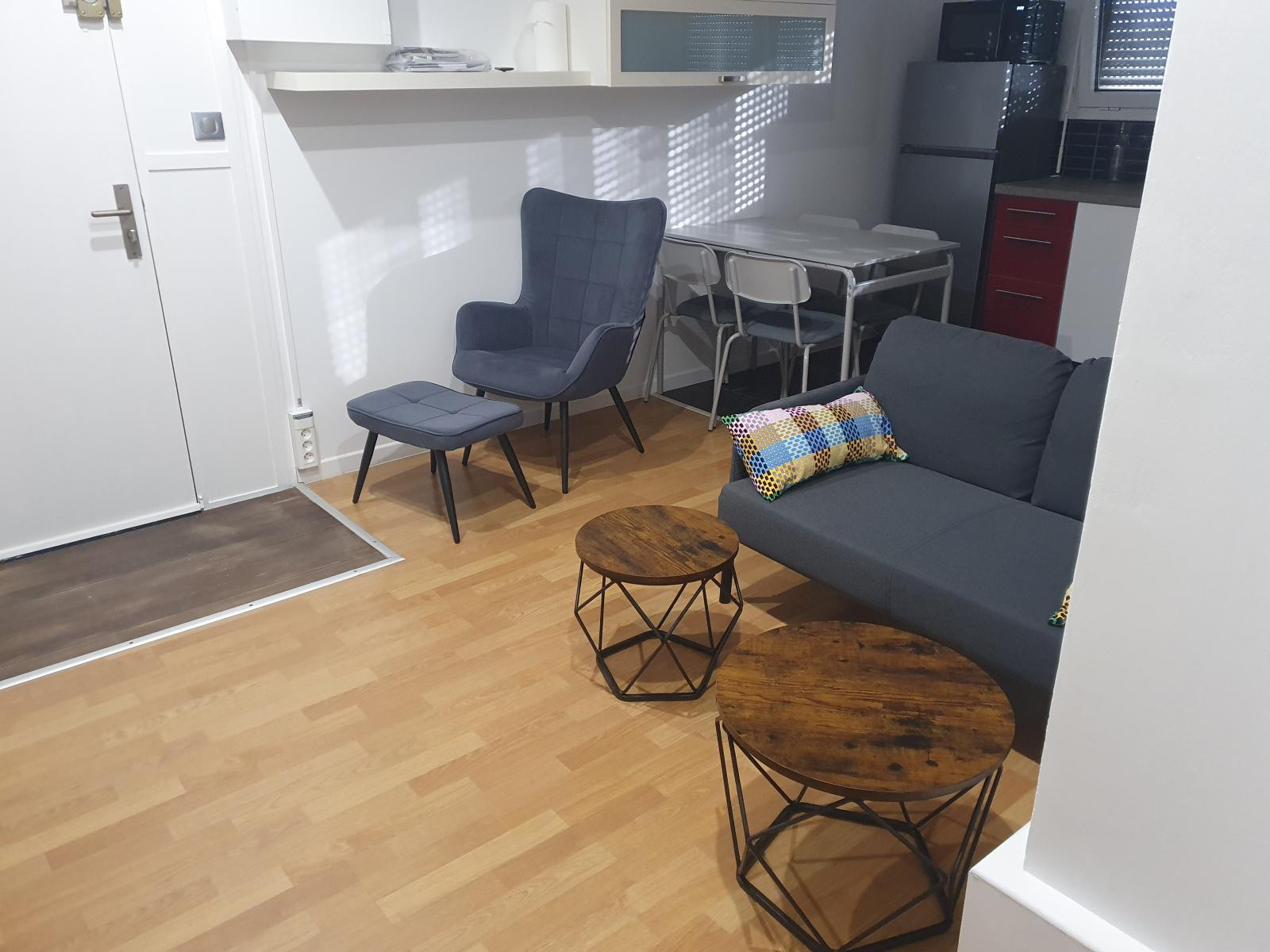 
                                                Location
                                                 COLLOCATION MEUBLE RÉSIDENCE COMPOSTELLE, 01/05/26