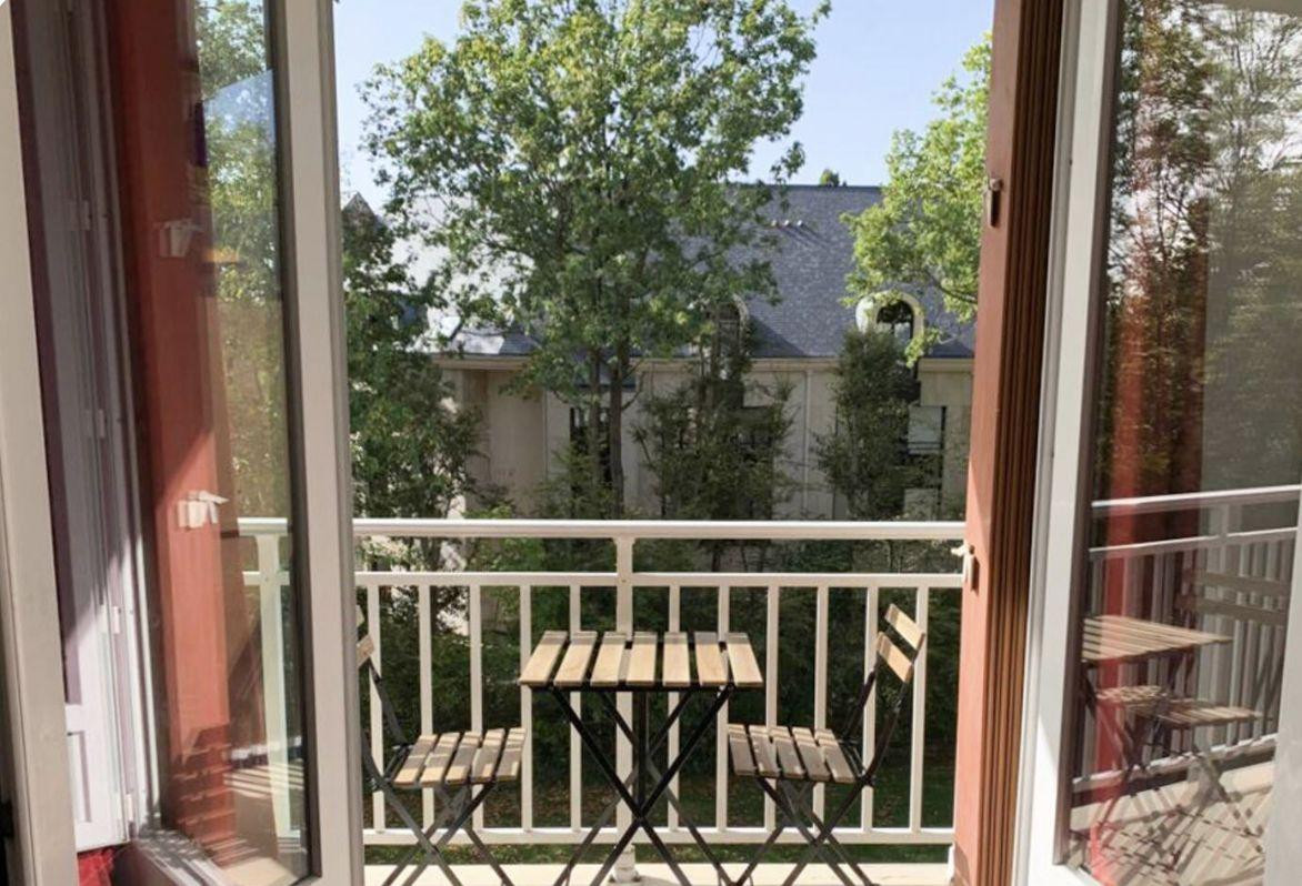 
                                                Location
                                                 Collocations appartement de 70m - Versailles 78