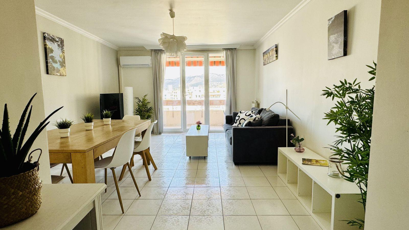 
                                                Colocation
                                                 Coloc de standing Mayol balcon vue mer et montagne