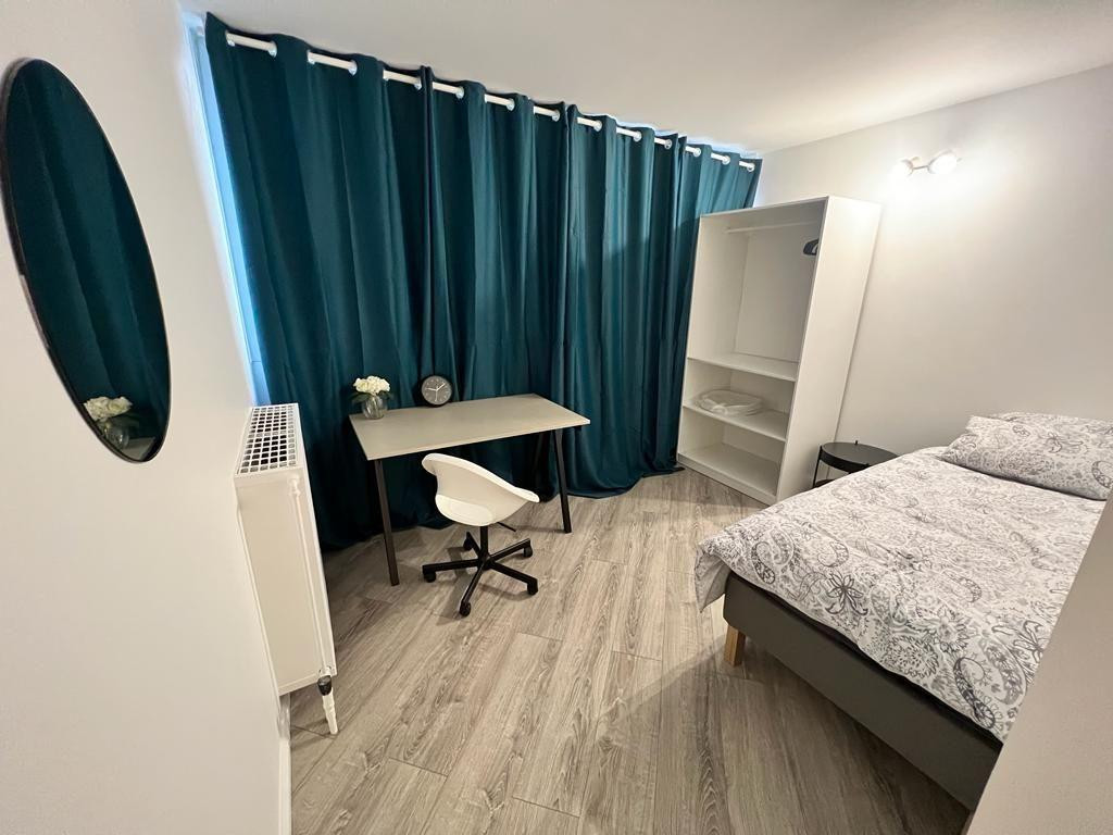 
                                                Colocation
                                                 Coloc Neuve Fille