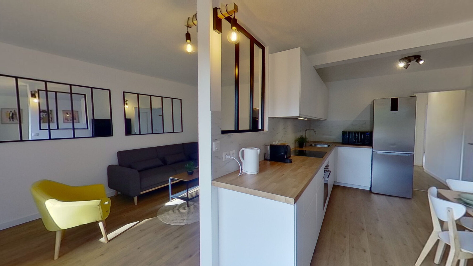 
                                                Colocation
                                                 Colocaction à Lyon 8ème