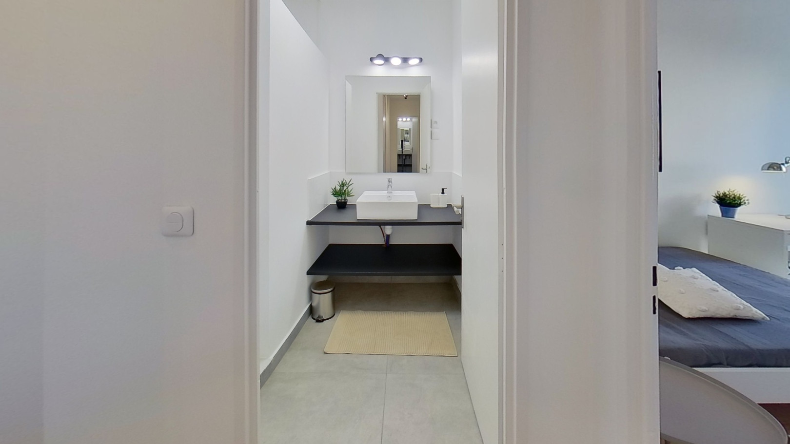 
                                                Colocation
                                                 Colocaction à Lyon 8ème