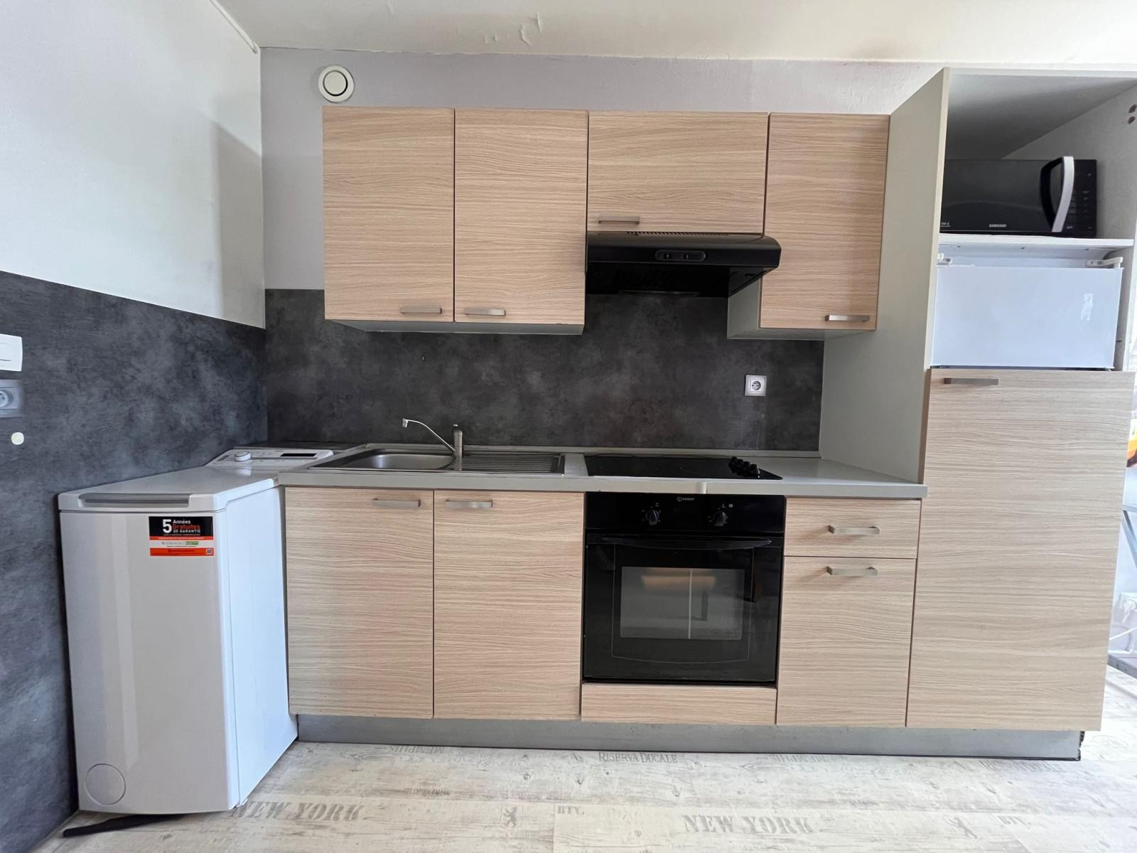 
                                                Colocation
                                                 Colocation – 1 chambre disponible