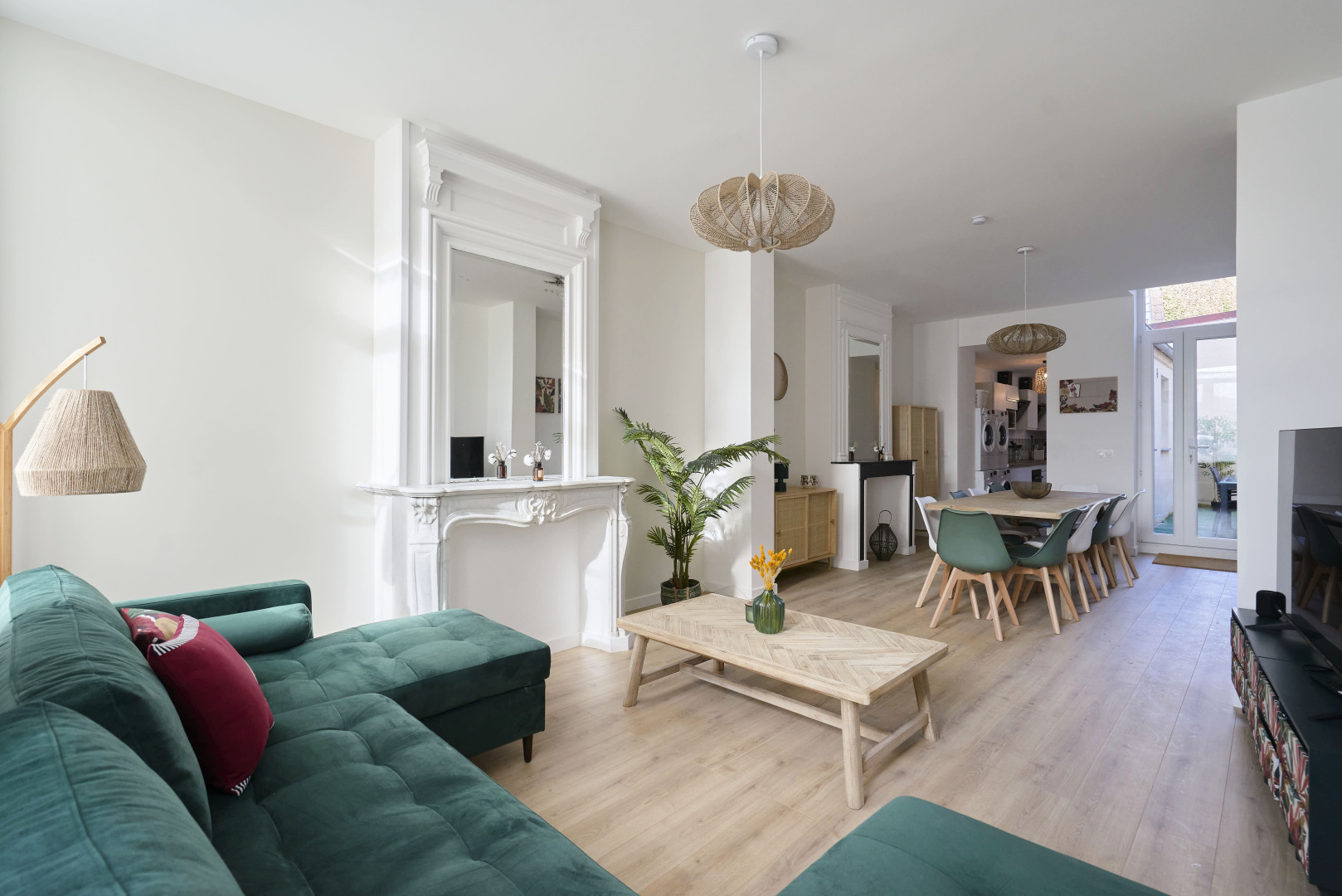 
                                                Colocation
                                                 Colocation 10 chambres