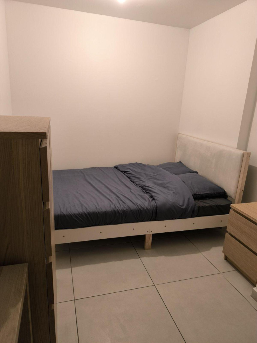
                                                Location
                                                 Colocation 100% féminine refaite à neuf