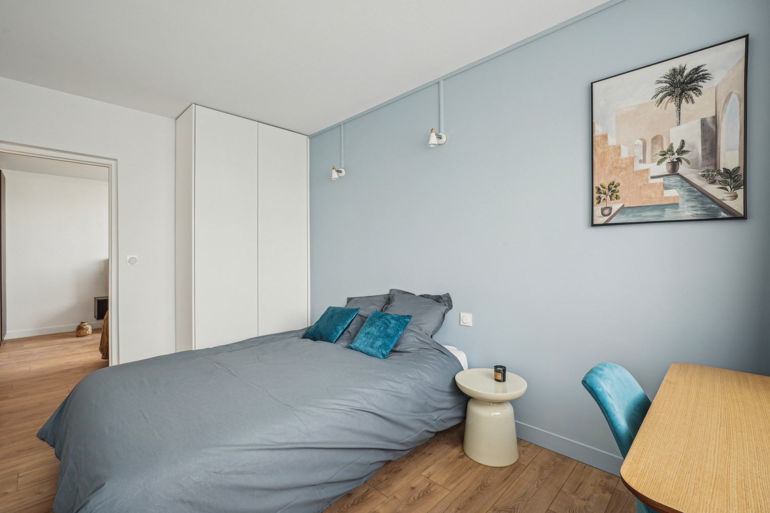 
                                                Colocation
                                                 COLOCATION 100% FEMININE - RUE JULES MICHELET
