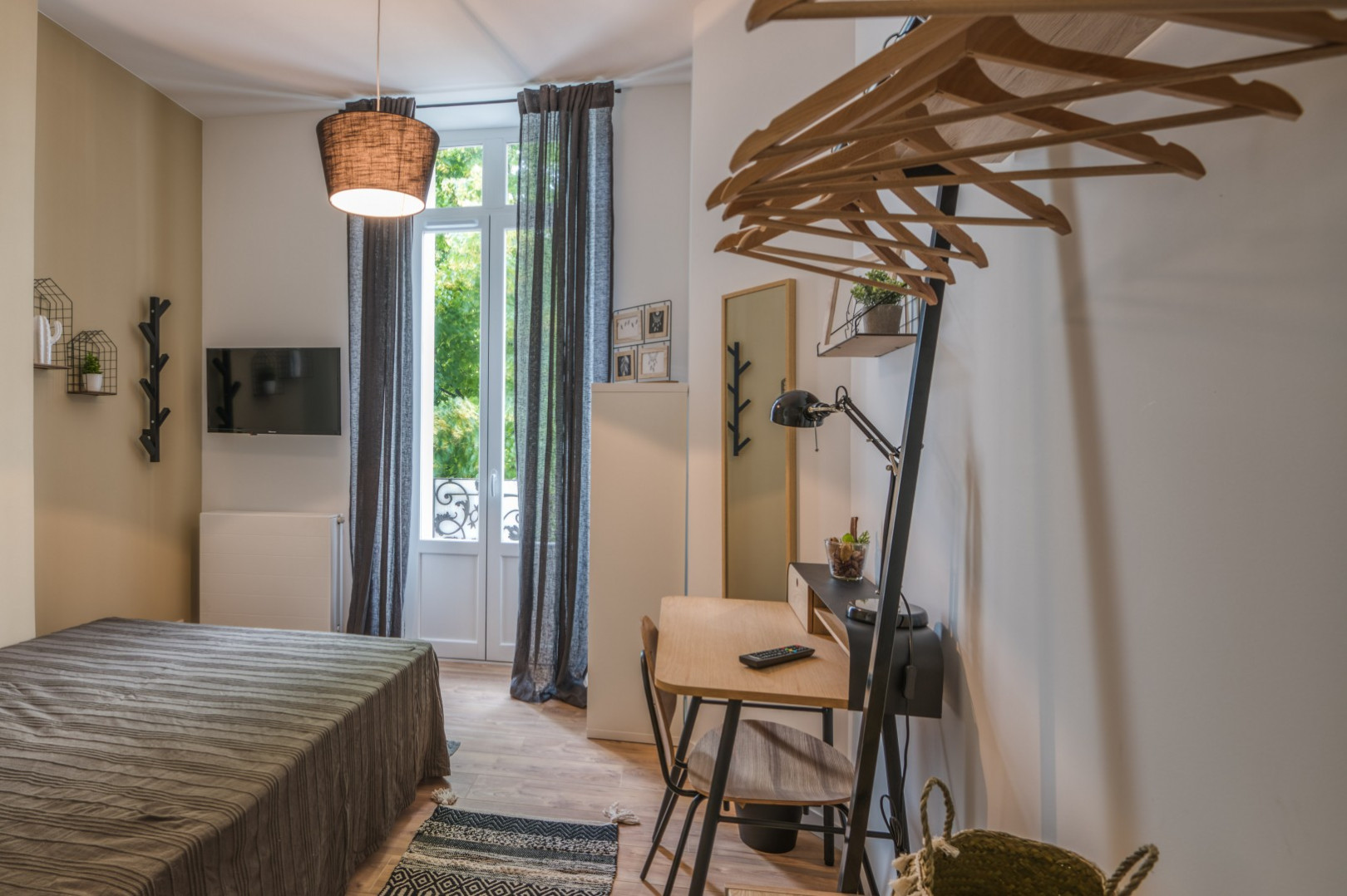 
                                                Colocation
                                                 Colocation 11 chambres