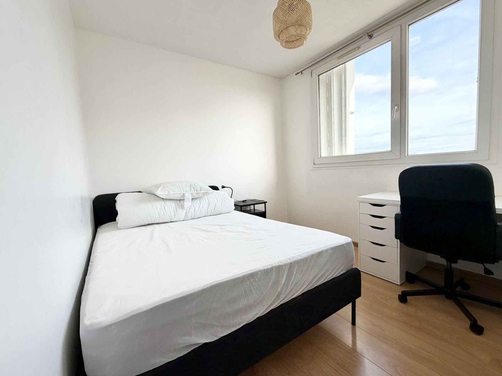 
                                                Colocation
                                                 Colocation 2 chambres - Tram T4