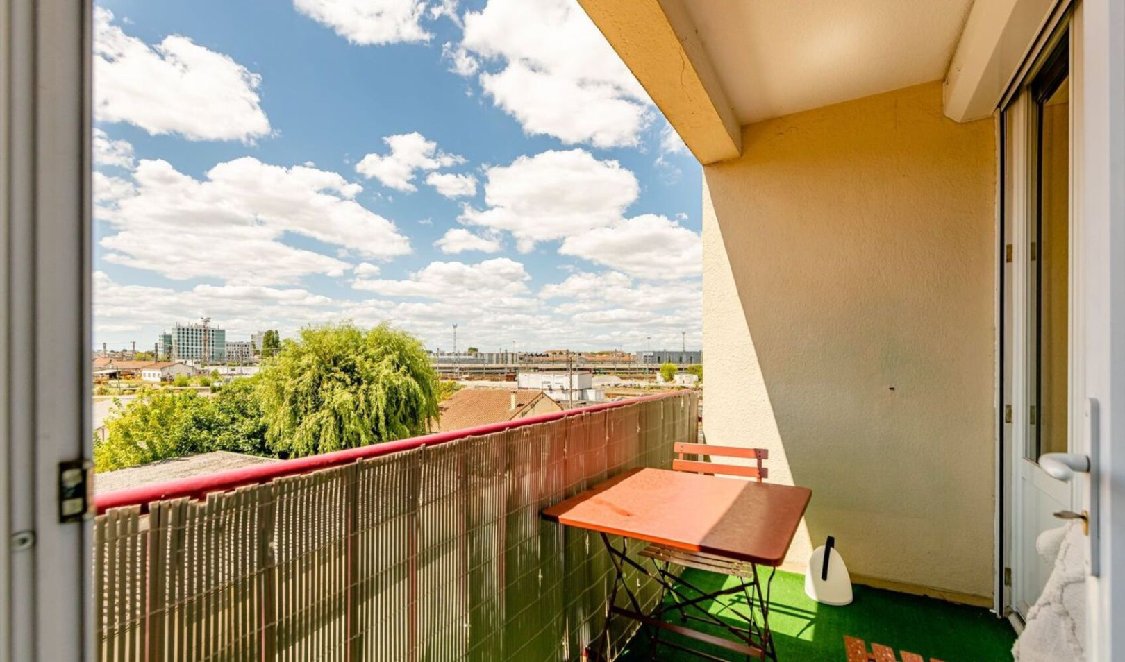 
                                                Colocation
                                                 Colocation 3 chambre Bordeaux