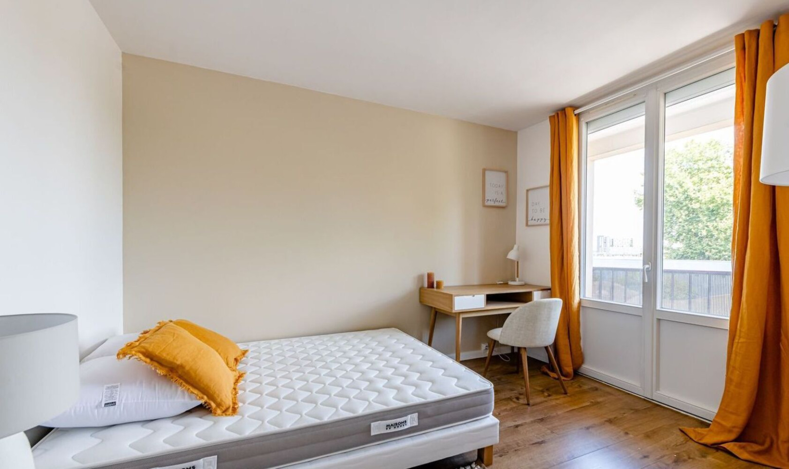 
                                                Colocation
                                                 Colocation 3 chambre Bordeaux