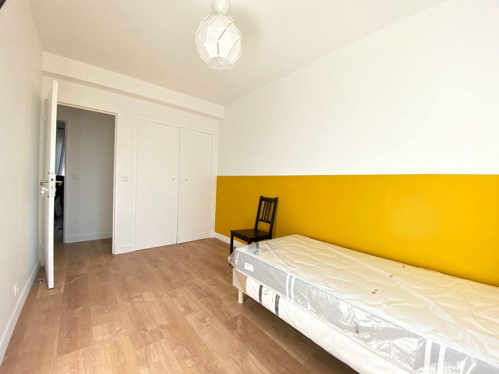 
                                                Colocation
                                                 COLOCATION - 3 chambre disponibles - SARTROUVILLE