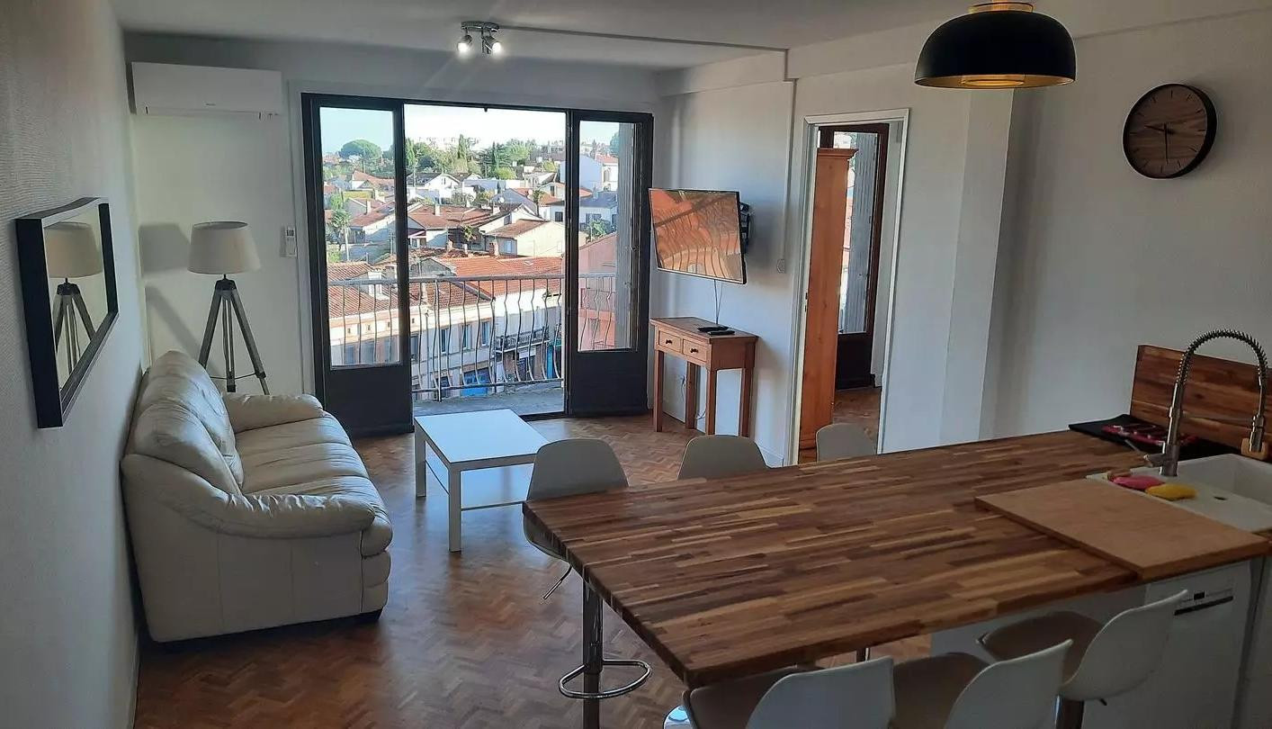 
                                                Location
                                                 Colocation 3 chambres 3 salles d'eau 65m² Caousou