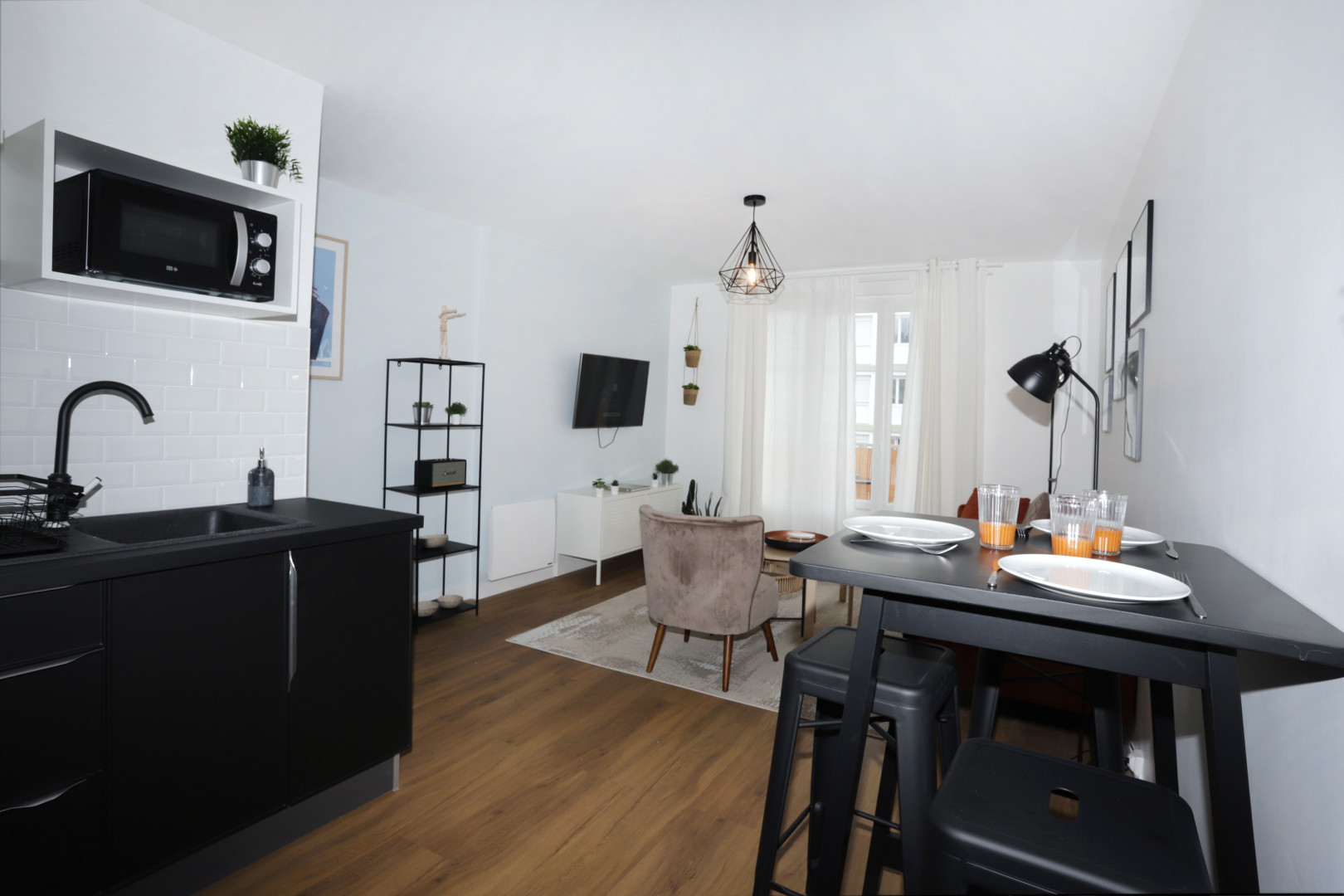 
                                                Colocation
                                                 Colocation 3 chambres