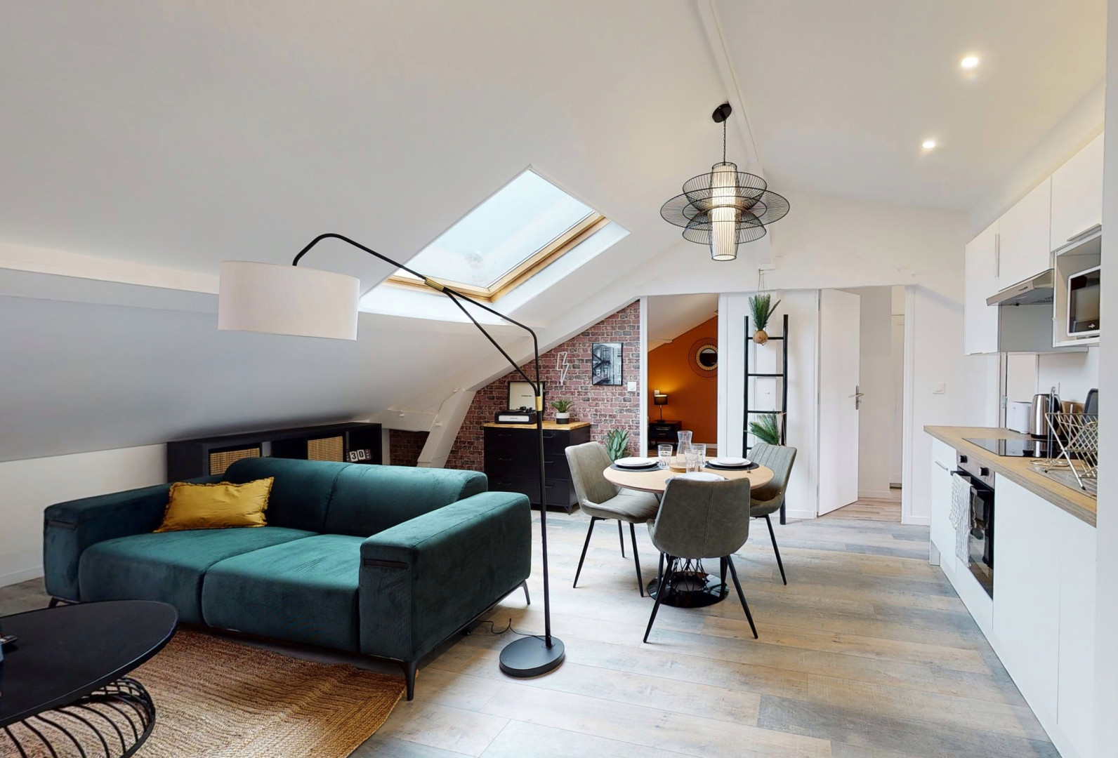 
                                                Colocation
                                                 Colocation 3 chambres