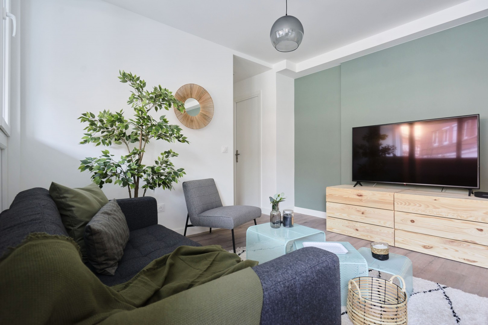 
                                                Colocation
                                                 Colocation 3 chambres