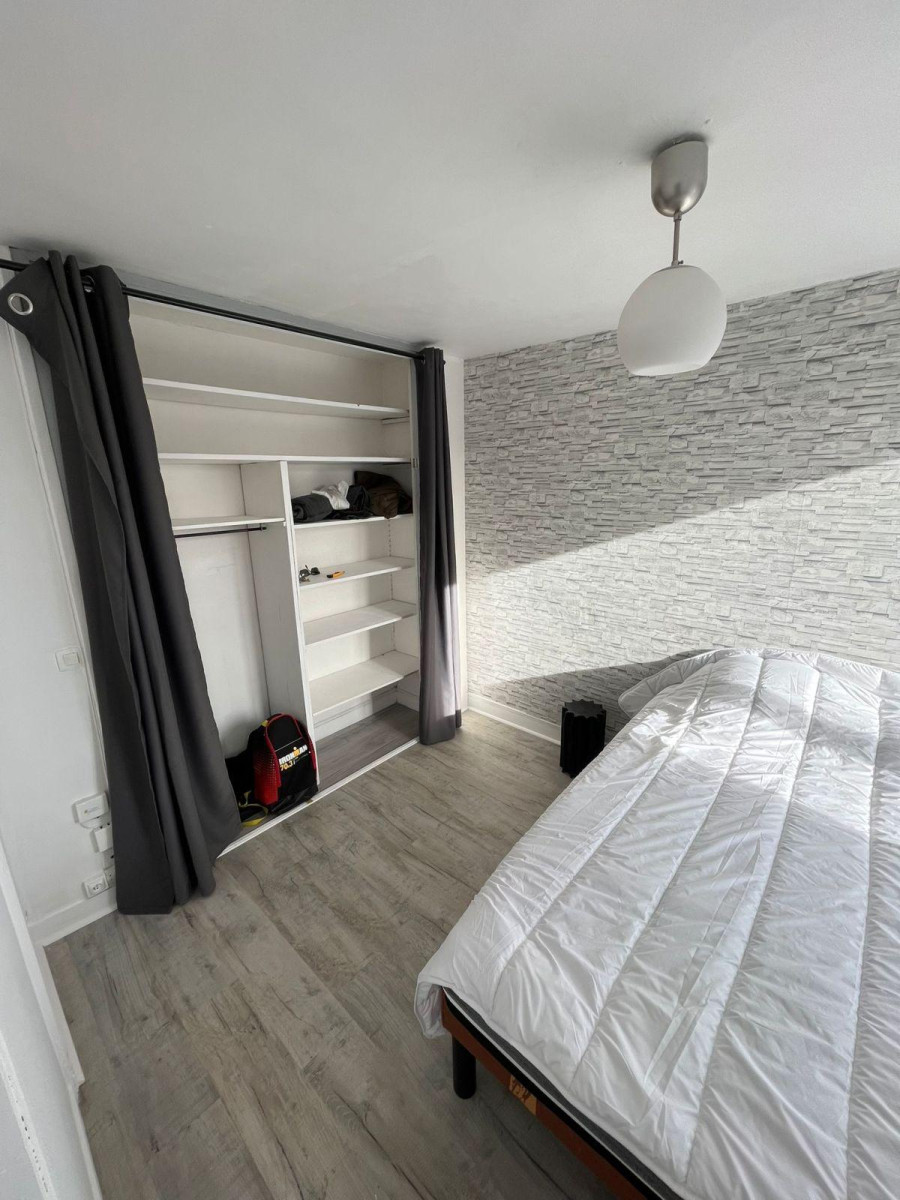 
                                                Location
                                                 Colocation 3 chambres Fontenay aux Roses