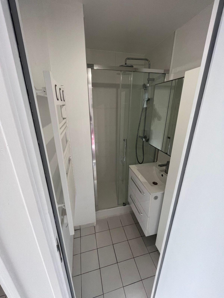 
                                                Location
                                                 Colocation 3 chambres Fontenay aux Roses
