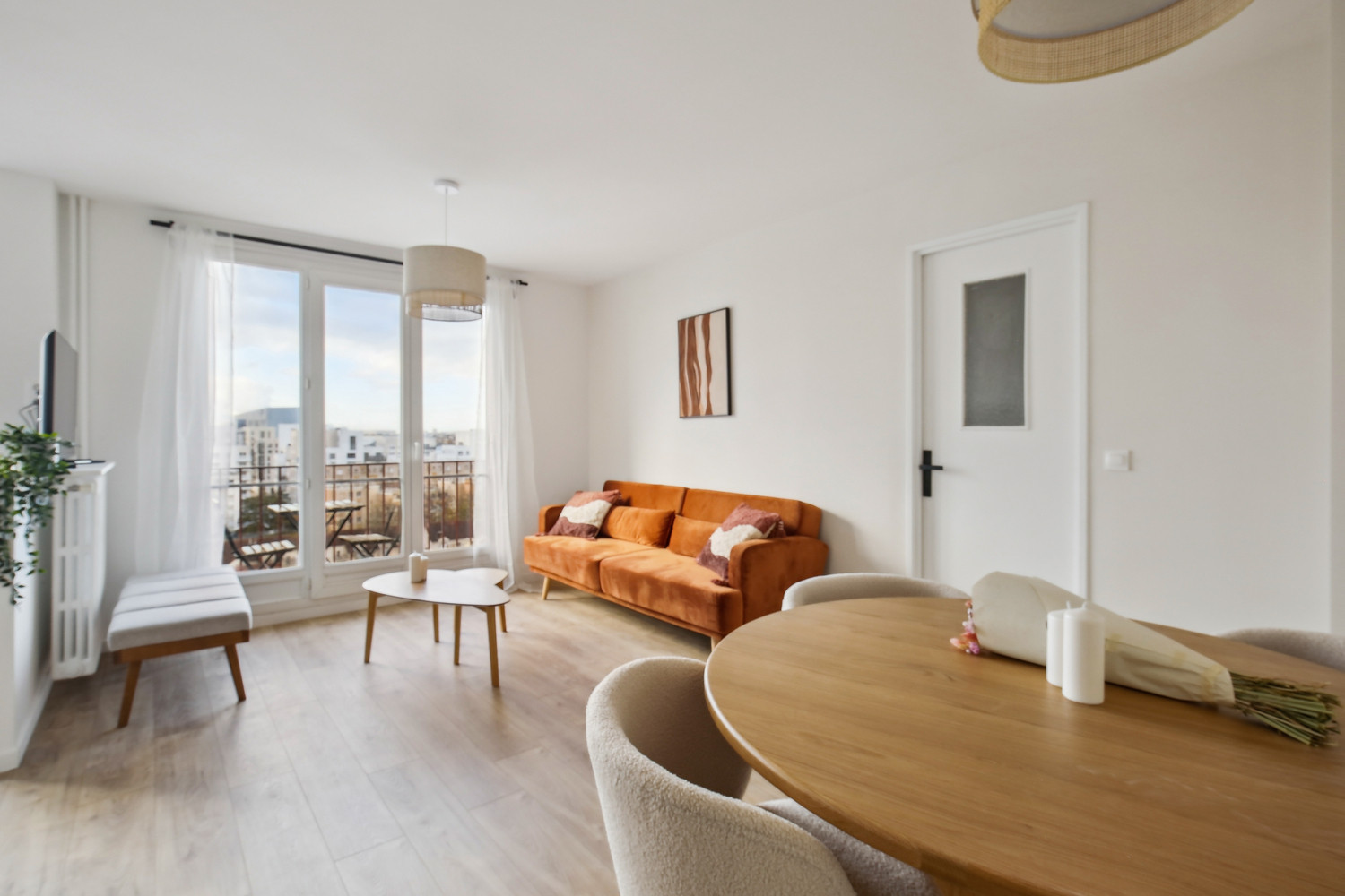 
                                                Colocation
                                                 COLOCATION 3 CHAMBRES - RUE AUGUSTE RENOIR