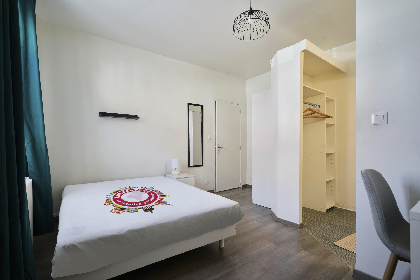 
                                                Colocation
                                                 Colocation 4 chambres