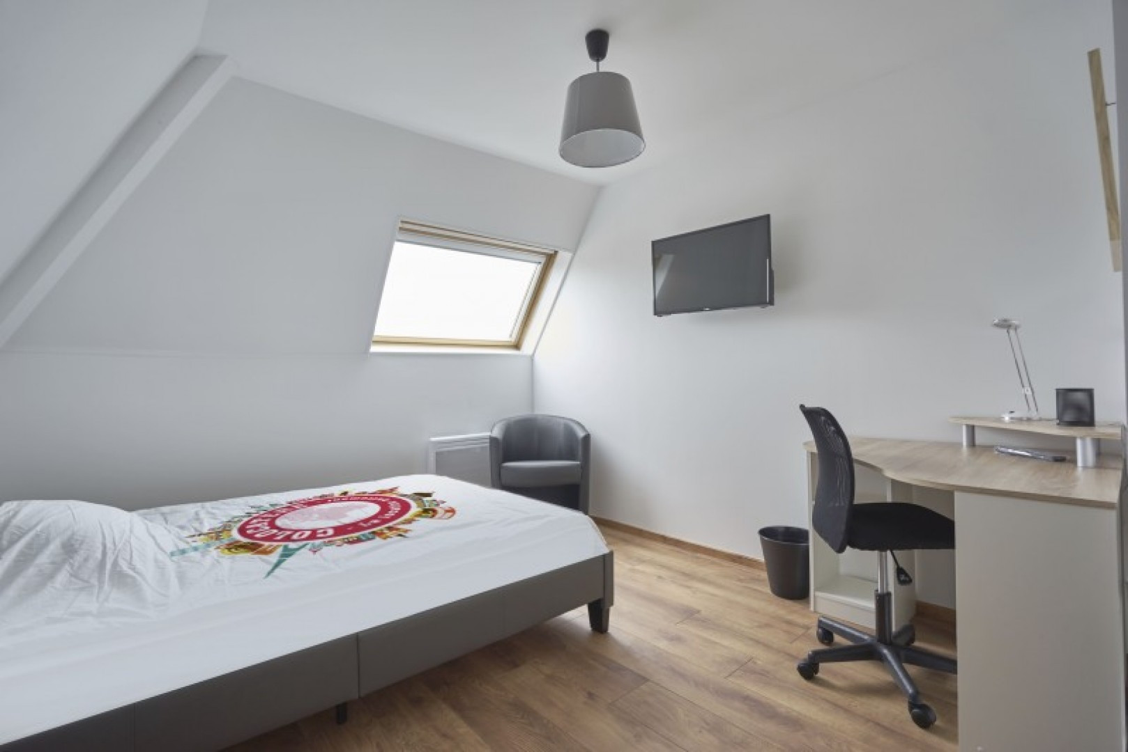 
                                                Colocation
                                                 Colocation 4 chambres