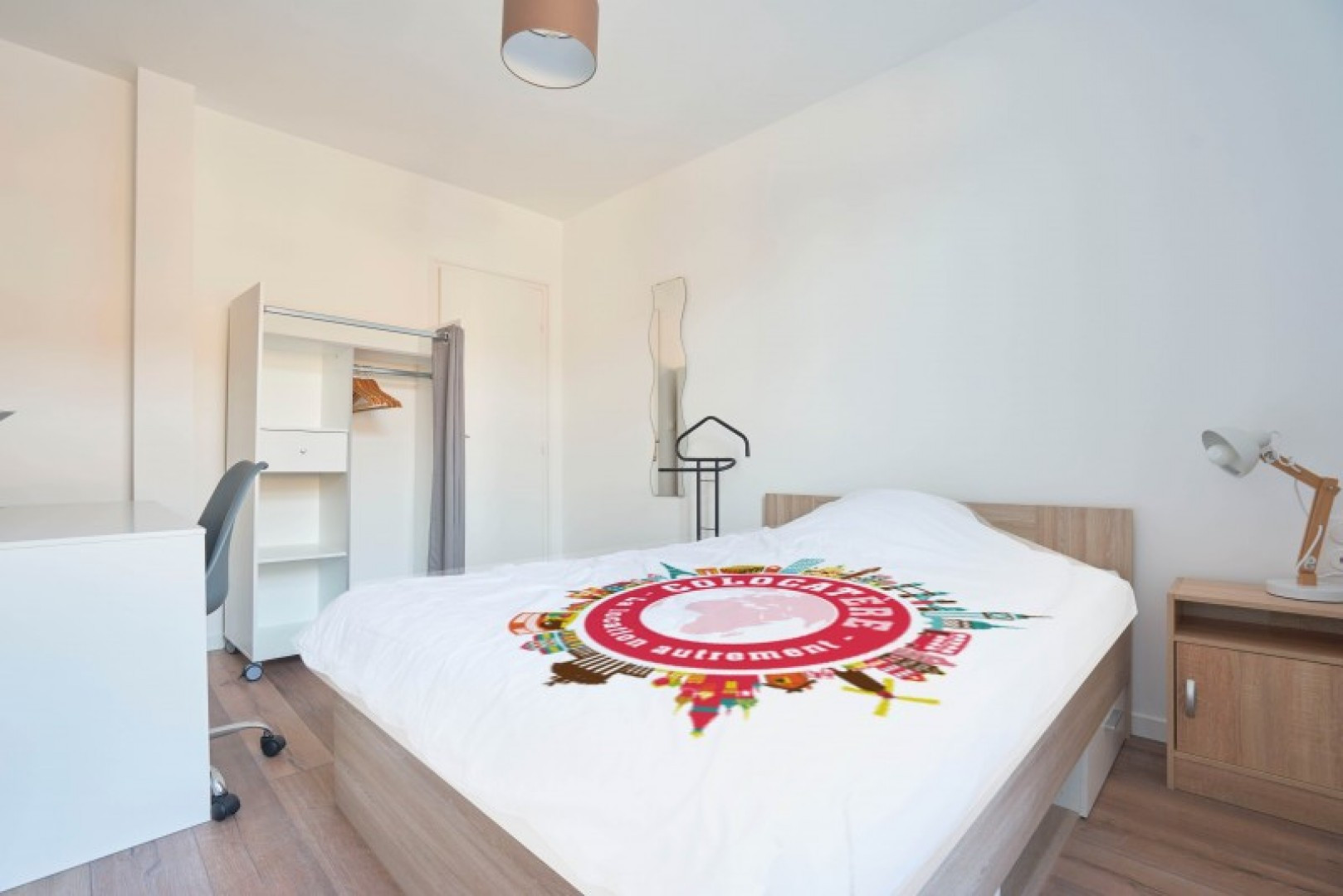 
                                                Colocation
                                                 Colocation 4 chambres