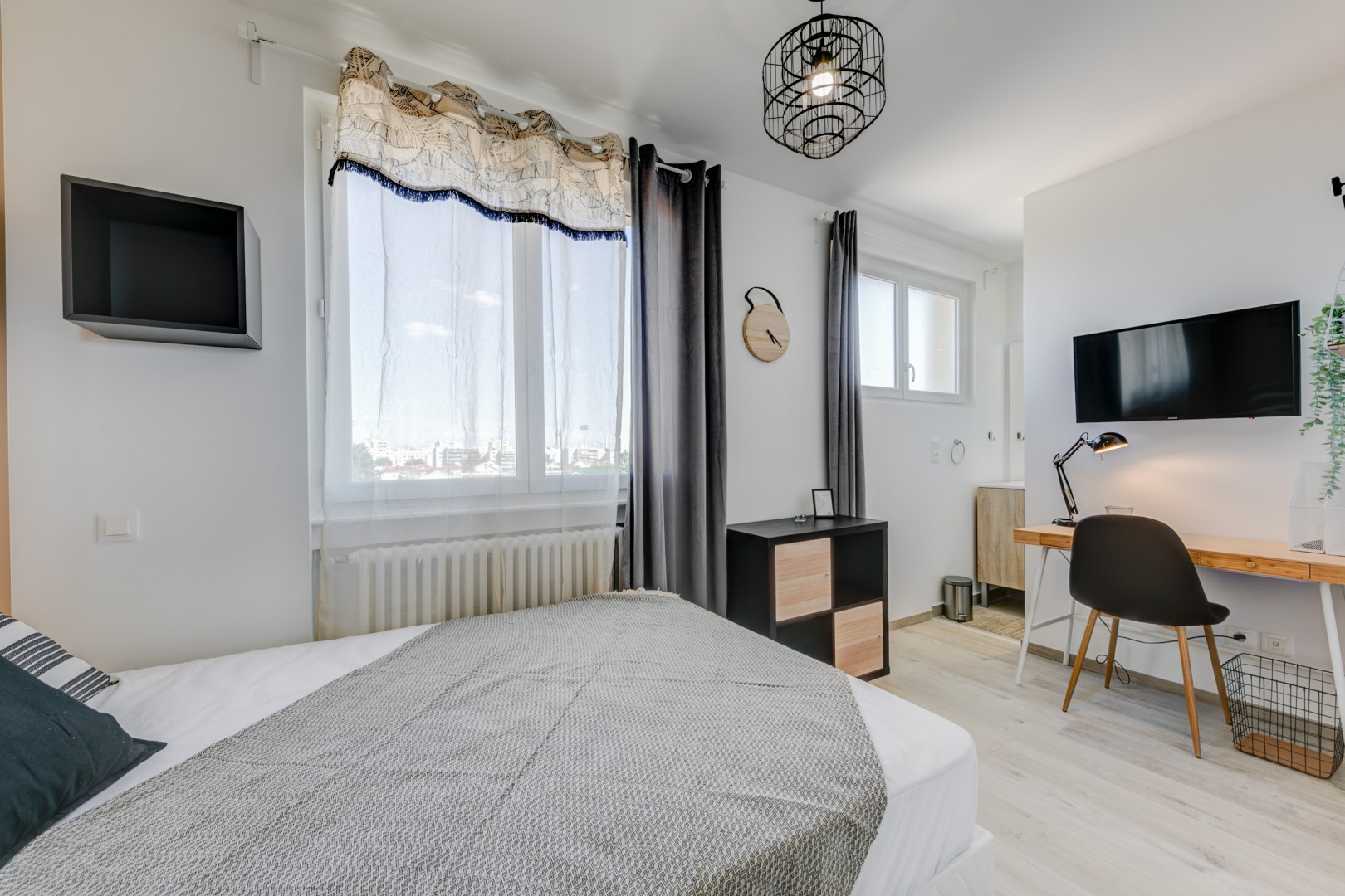 
                                                Colocation
                                                 Colocation 4 chambres