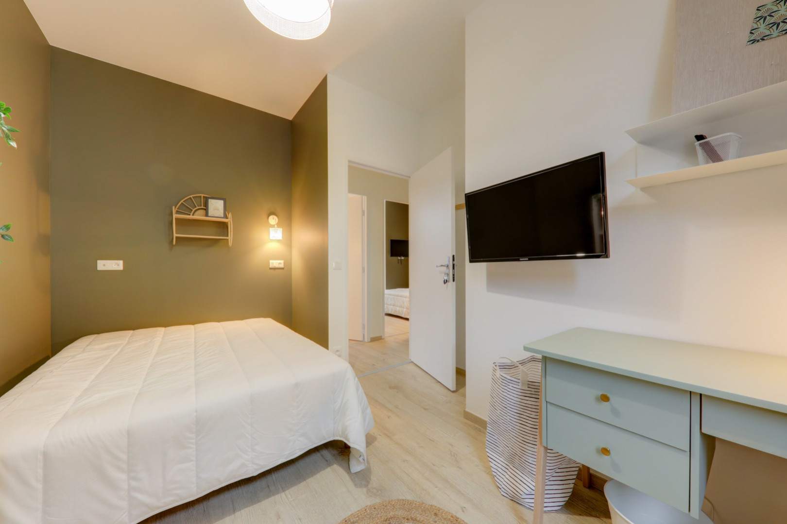 
                                                Colocation
                                                 Colocation 4 chambres