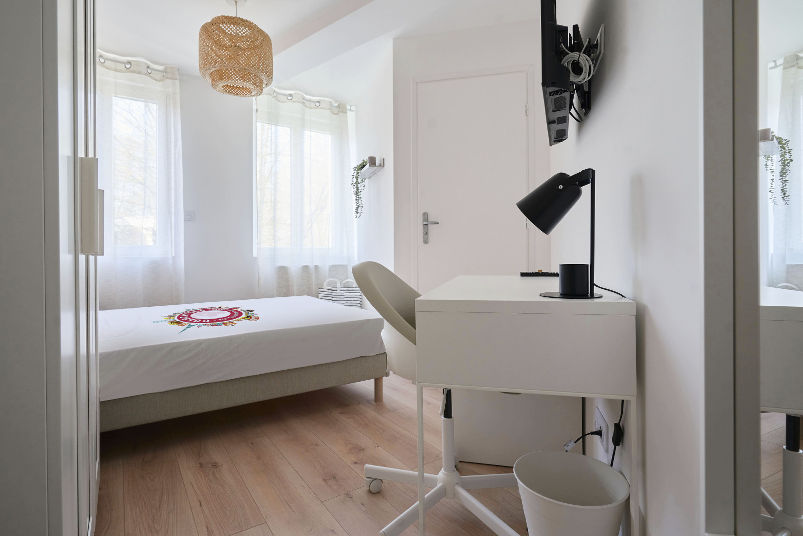 
                                                Colocation
                                                 Colocation 4 chambres