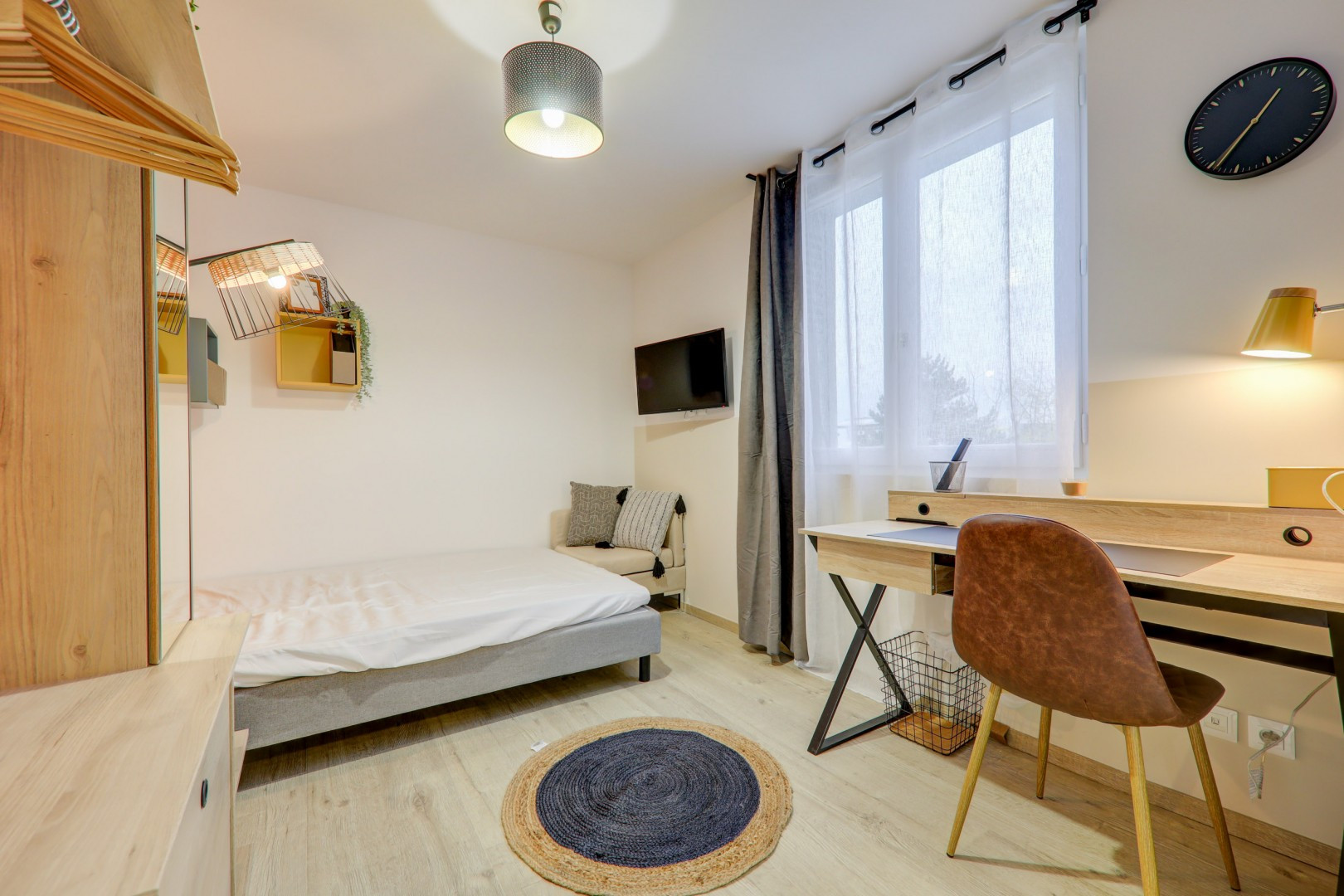 
                                                Colocation
                                                 Colocation 4 chambres