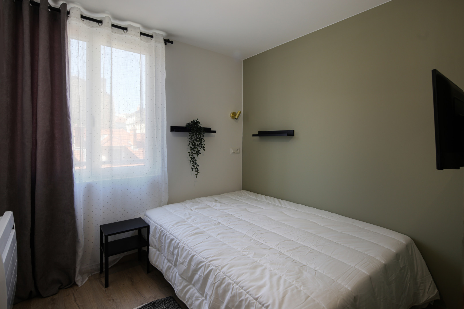
                                                Colocation
                                                 Colocation 4 chambres