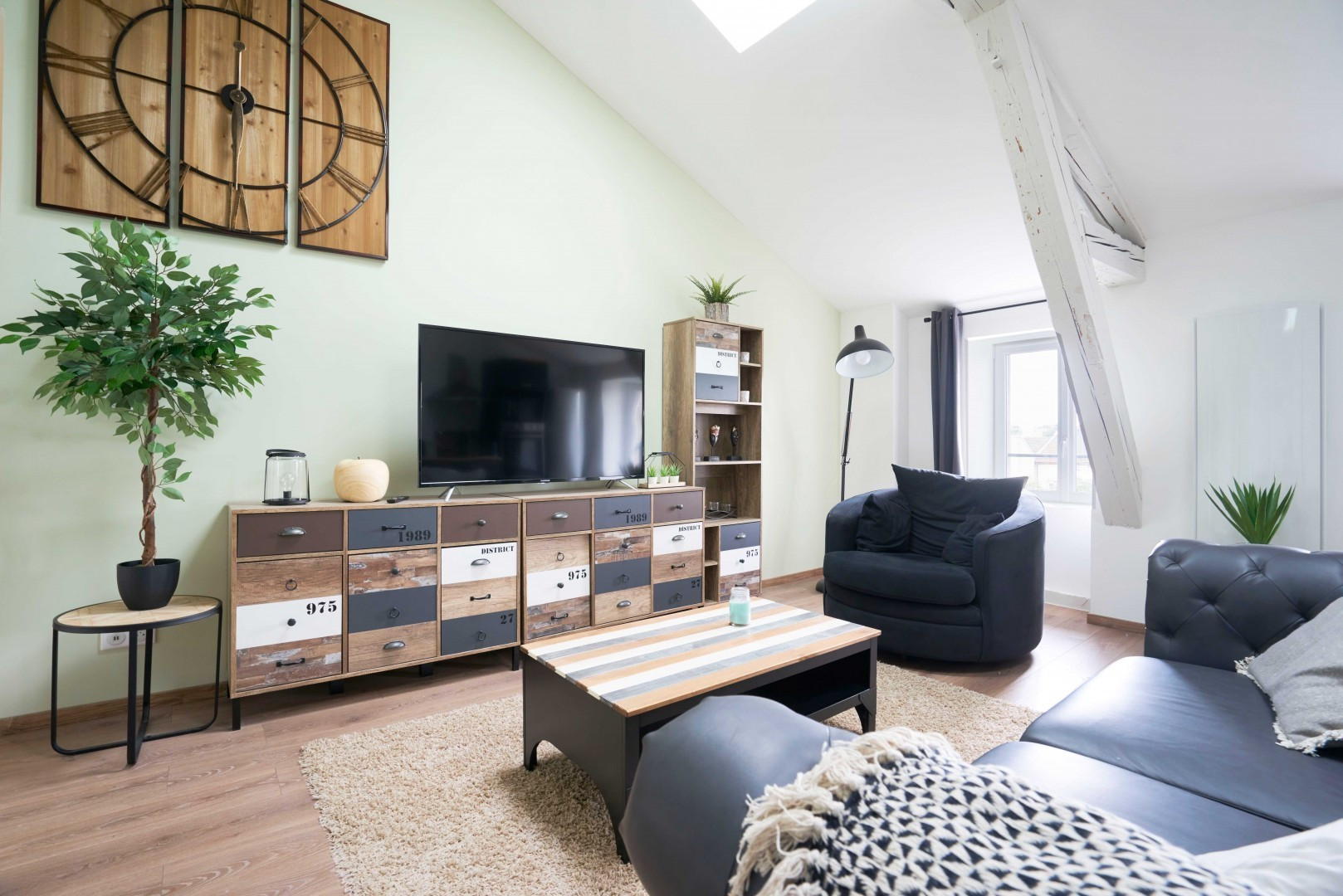 
                                                Colocation
                                                 Colocation 4 chambres