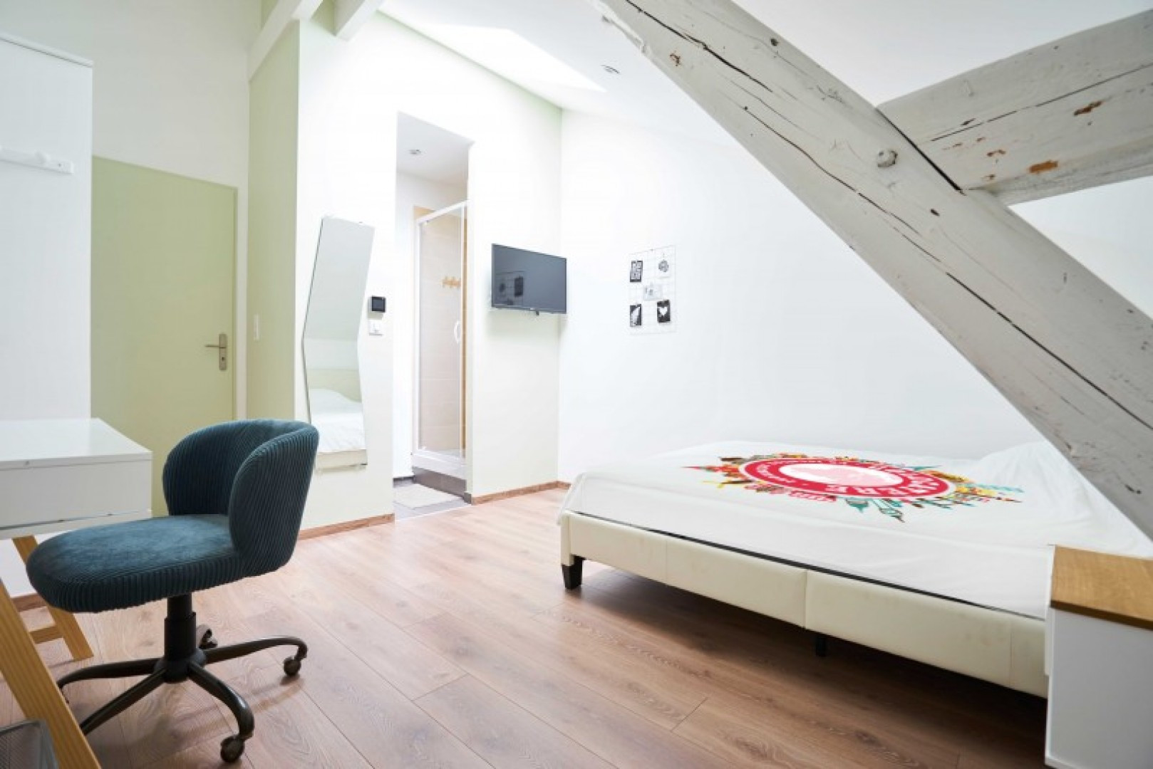 
                                                Colocation
                                                 Colocation 4 chambres