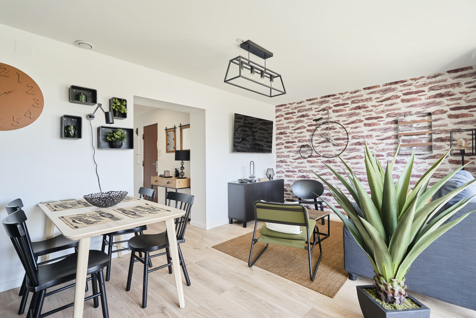
                                                Colocation
                                                 Colocation 4 chambres