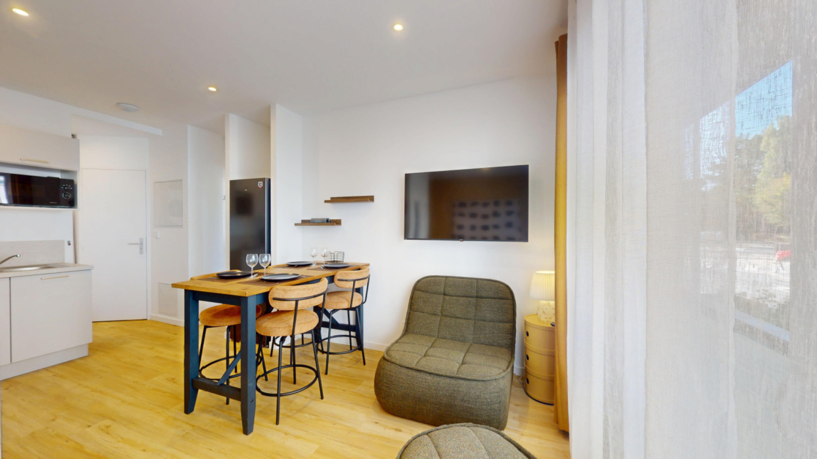 
                                                Colocation
                                                 Colocation 4 chambres