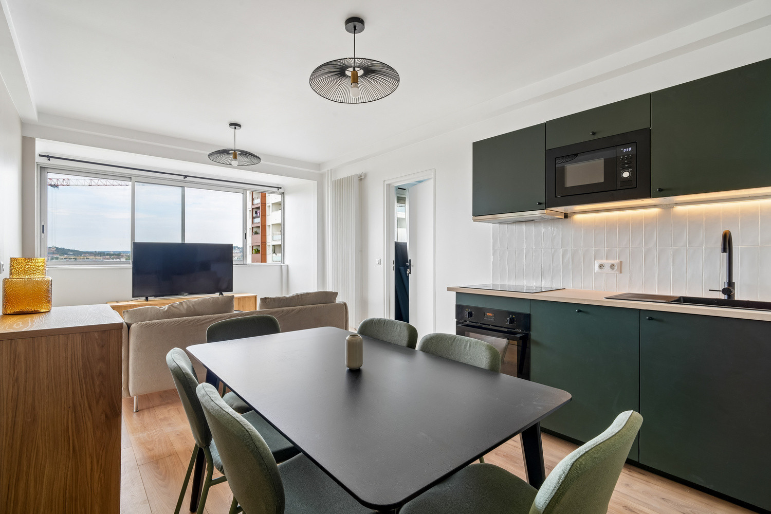
                                                Colocation
                                                 COLOCATION 4 CHAMBRES - AVENUE STALINGRAD