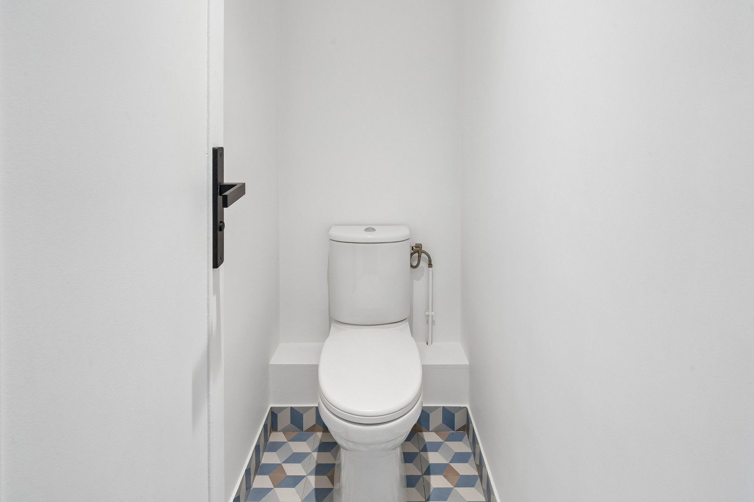 
                                                Colocation
                                                 COLOCATION 4 CHAMBRES - AVENUE STALINGRAD