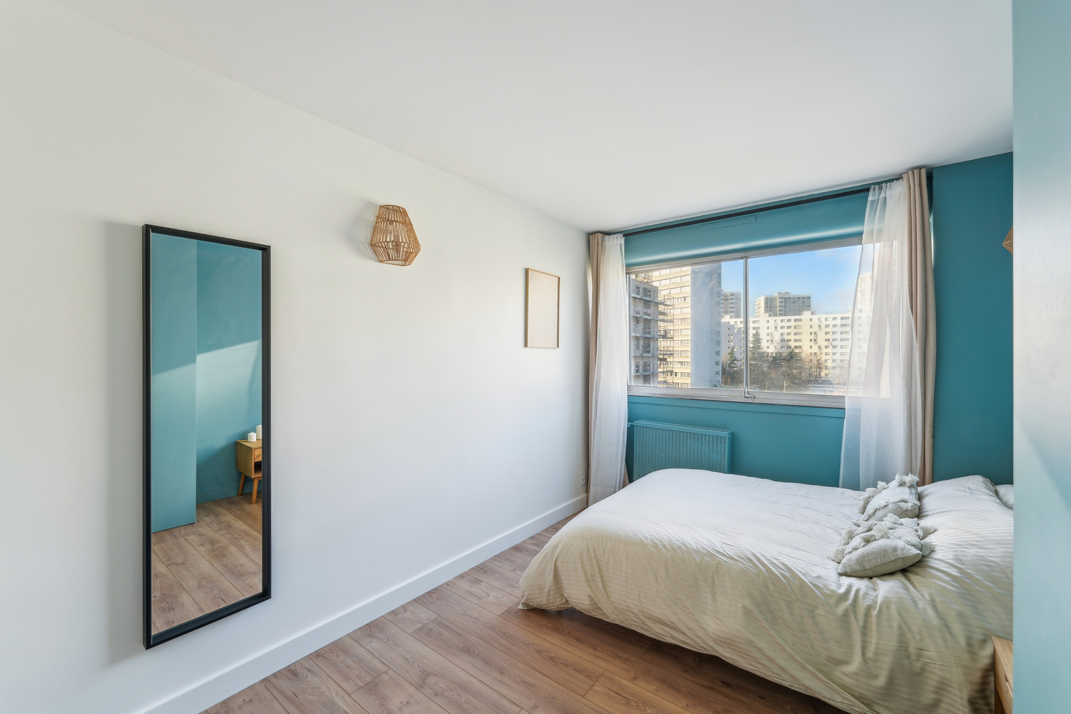 
                                                Colocation
                                                 COLOCATION 4 CHAMBRES - RUE JULES MICHELET