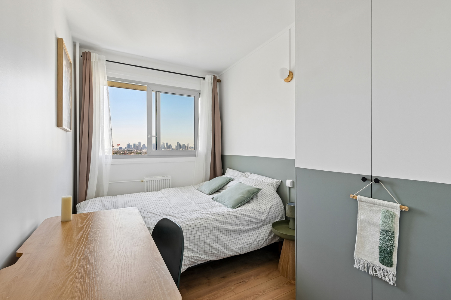 
                                                Colocation
                                                 COLOCATION 4 CHAMBRES - RUE JULES MICHELET