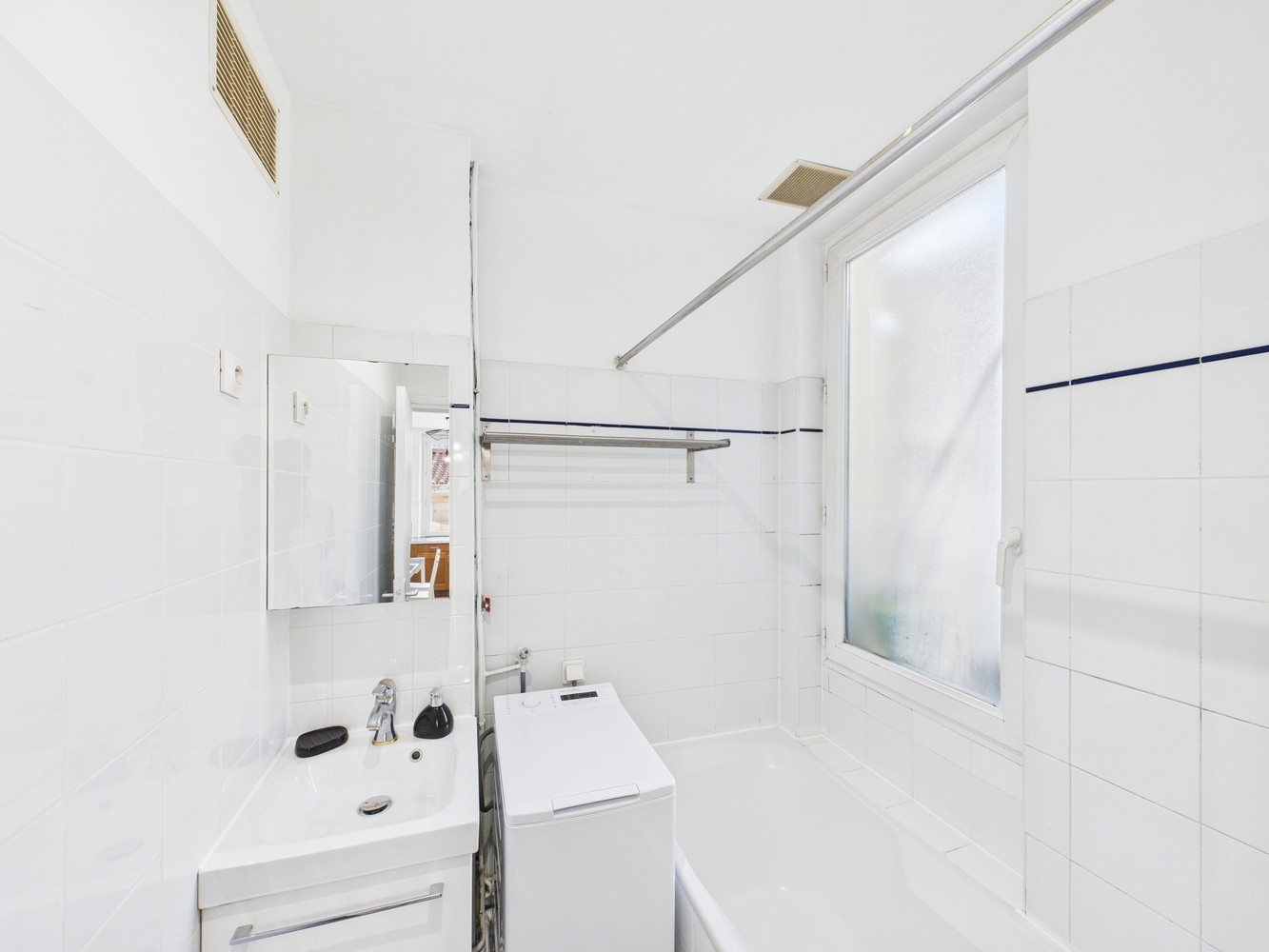 
                                                Colocation
                                                 COLOCATION 5 CHAMBRES  137 RUE DE ROME