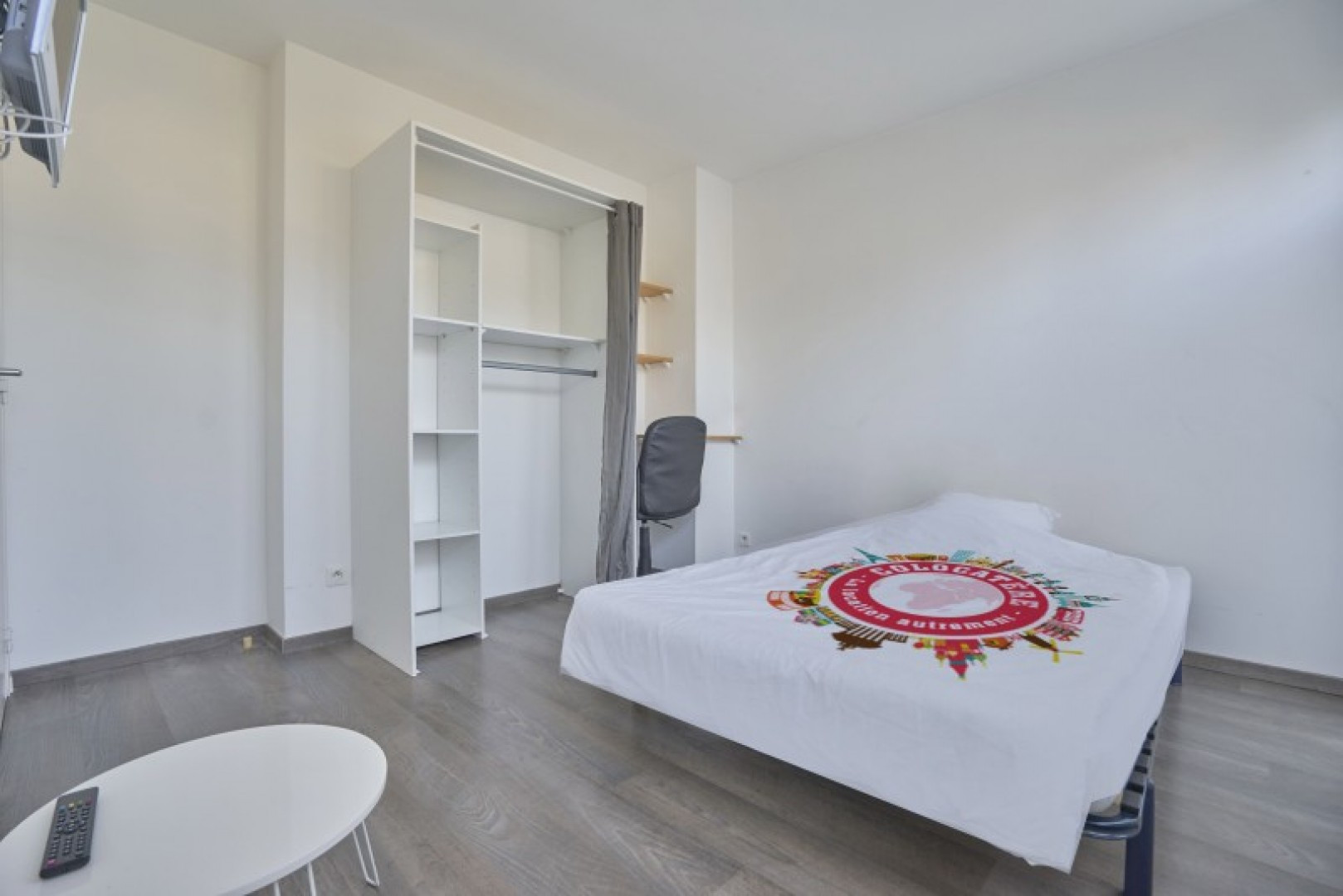 
                                                Colocation
                                                 Colocation 5 chambres