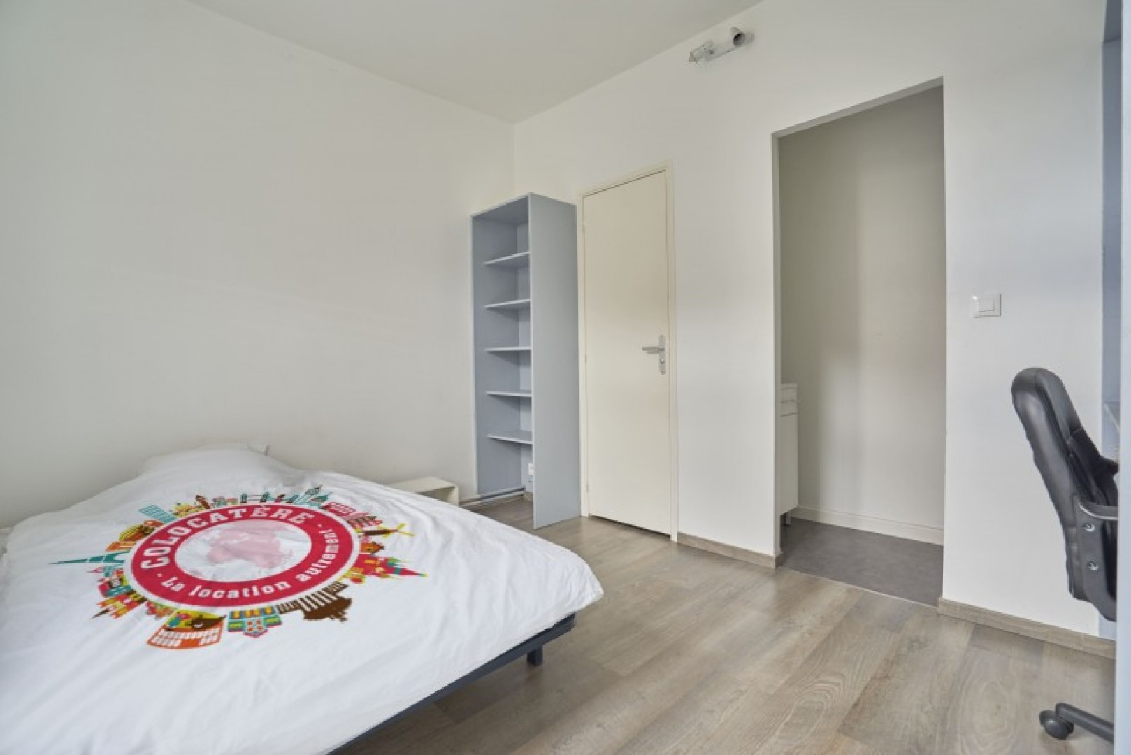 
                                                Colocation
                                                 Colocation 5 chambres