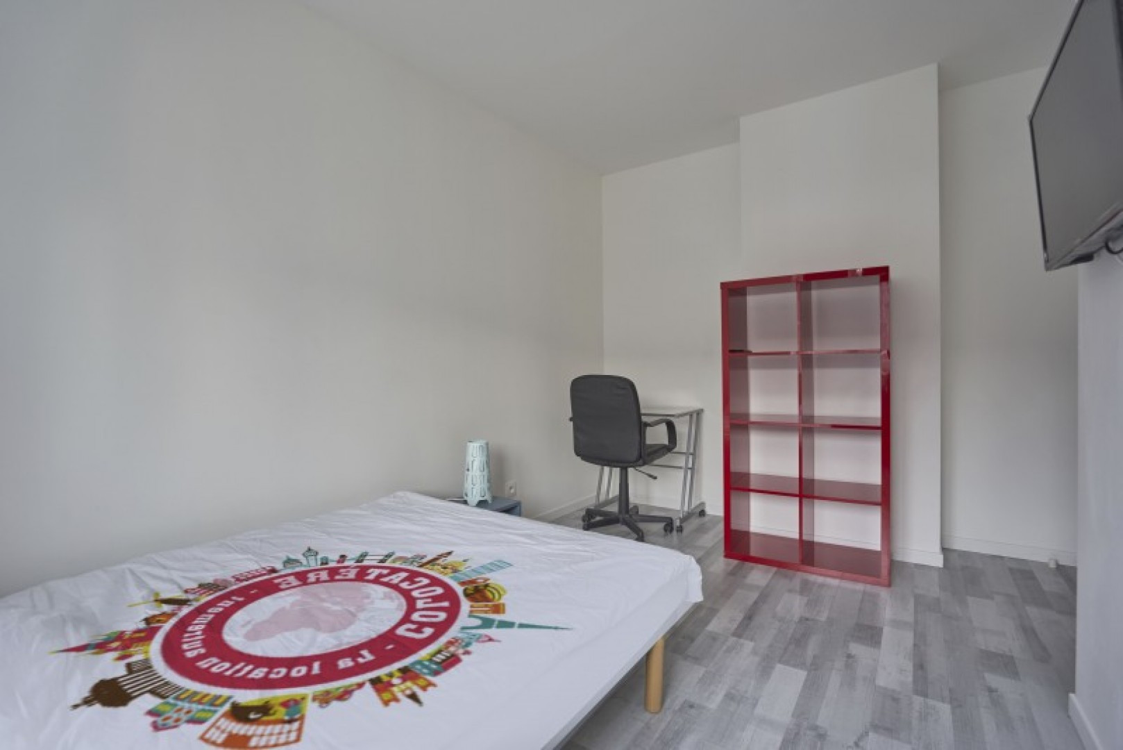 
                                                Colocation
                                                 Colocation 5 chambres