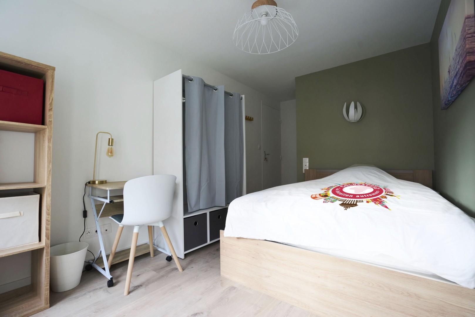 
                                                Colocation
                                                 Colocation 5 chambres