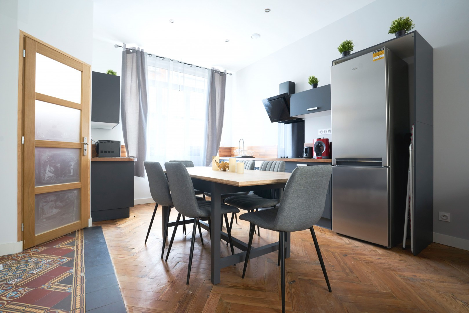 
                                                Colocation
                                                 Colocation 5 chambres