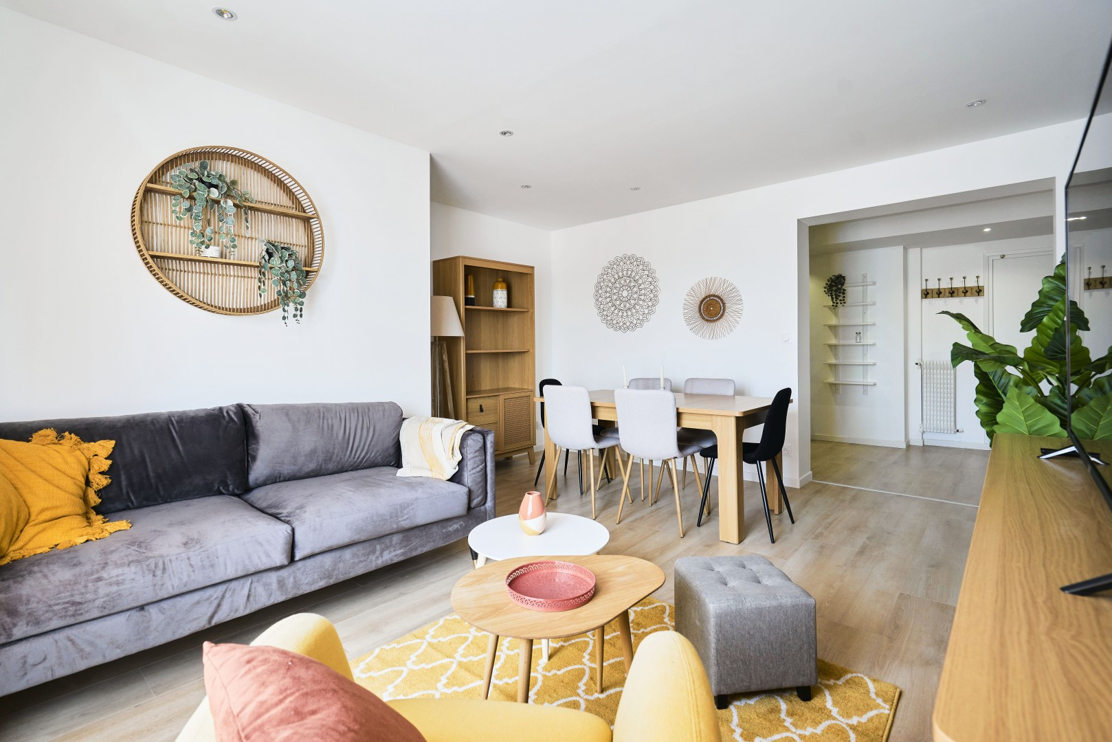 
                                                Colocation
                                                 Colocation 5 chambres