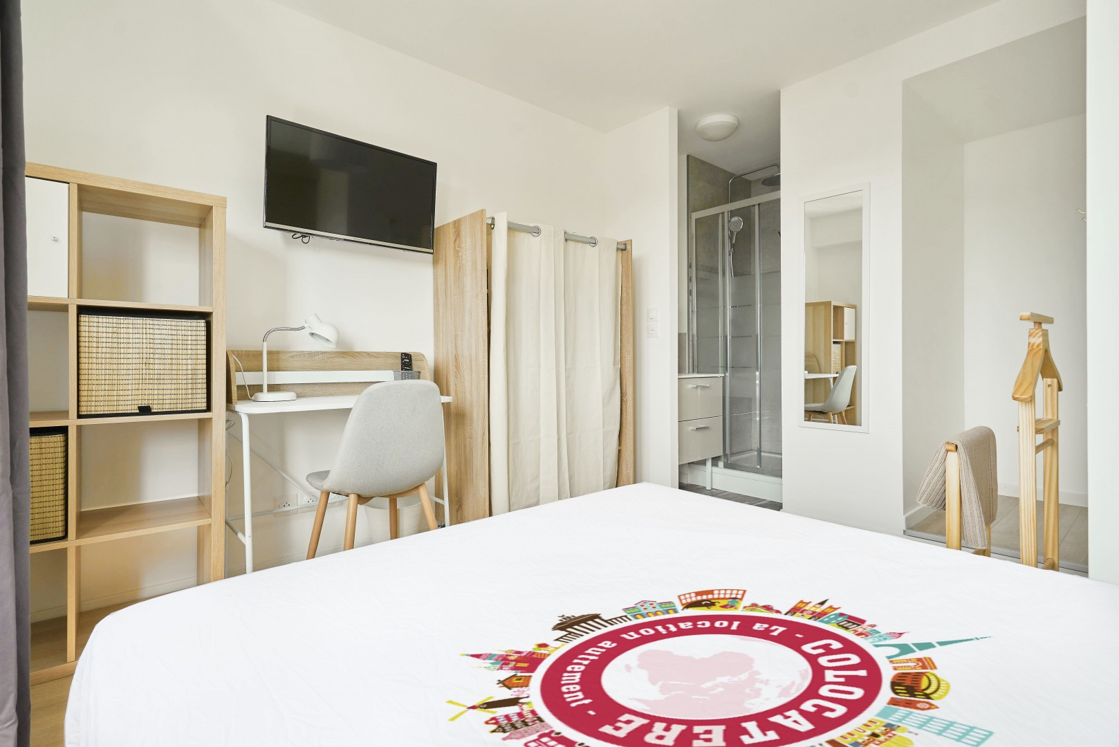 
                                                Colocation
                                                 Colocation 5 chambres