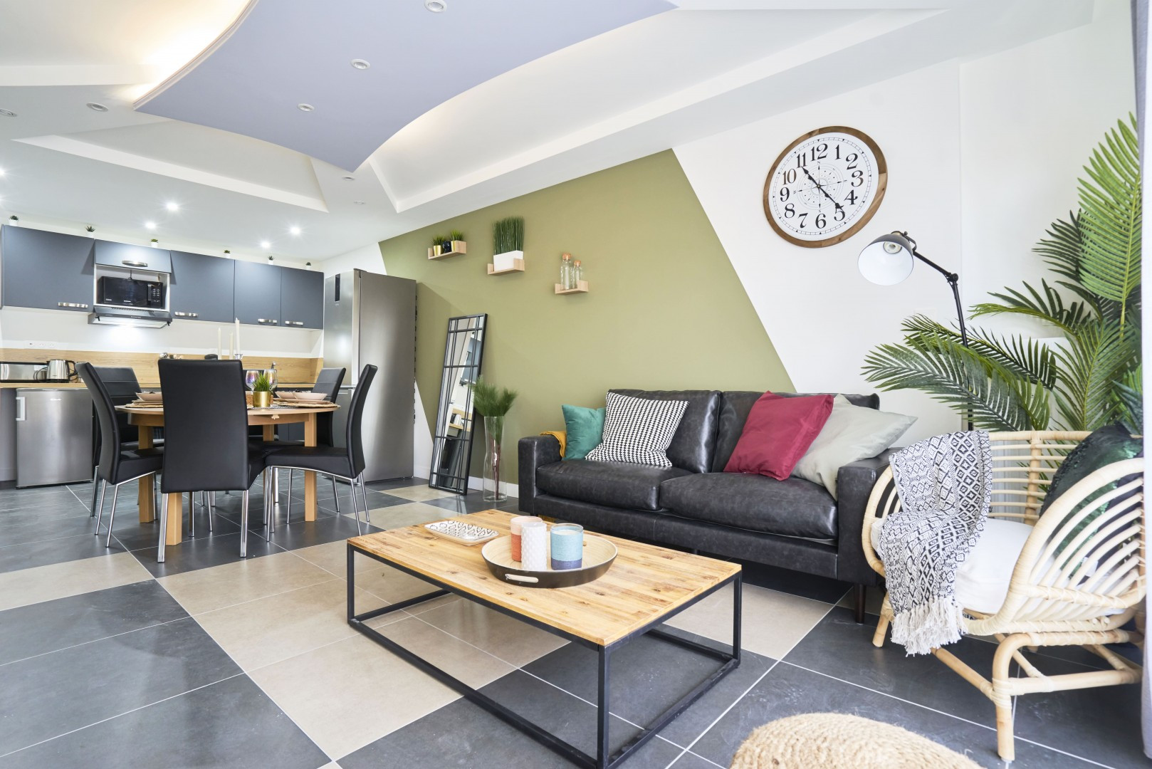 
                                                Colocation
                                                 Colocation 5 chambres