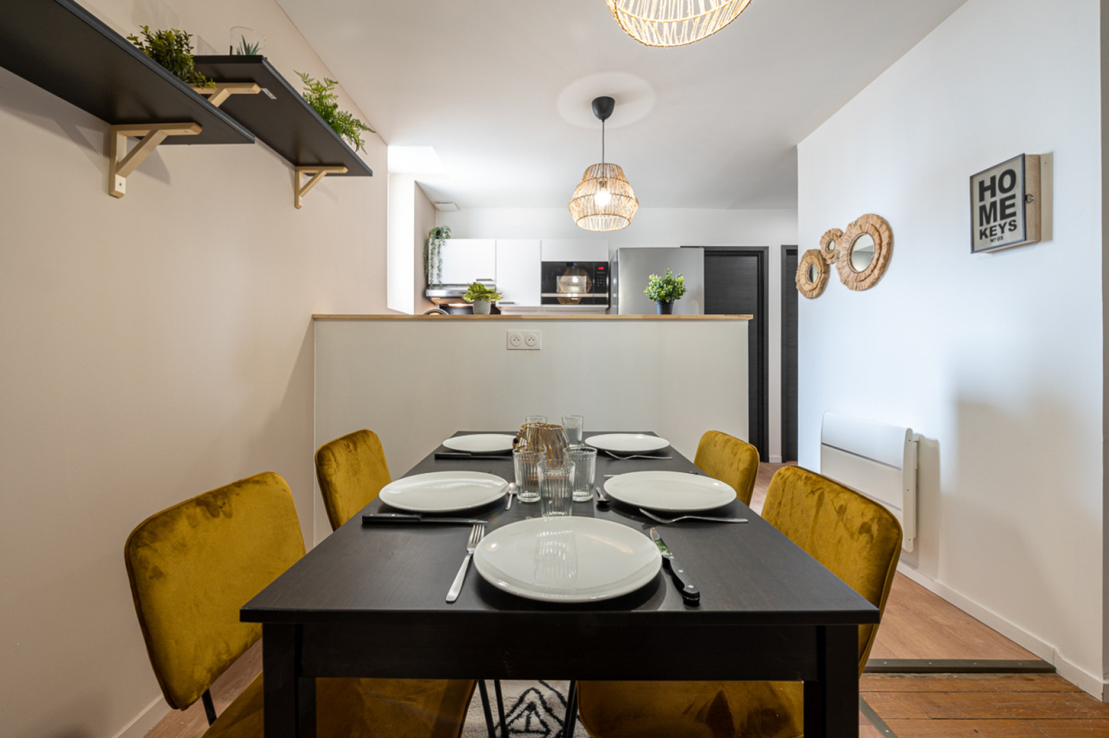 
                                                Colocation
                                                 Colocation 5 chambres